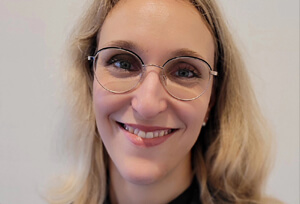 Dr Larissa Hofmann